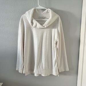 Chico's Zenergy Cowl Neck Zebra Textured Pullover
